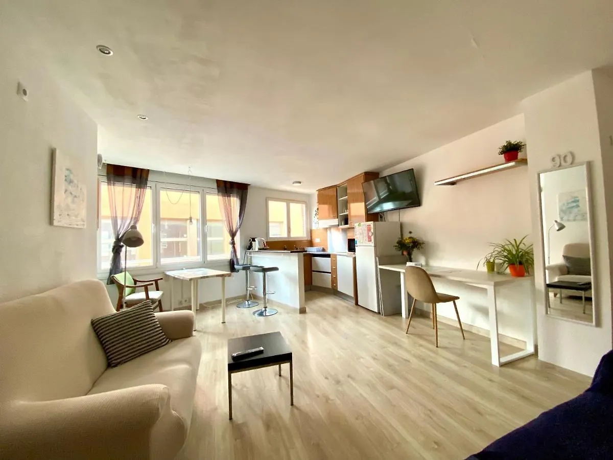 Apartamento Piso en Terrassa Centro +Piscina+Terraza+Vistas 0*,  España